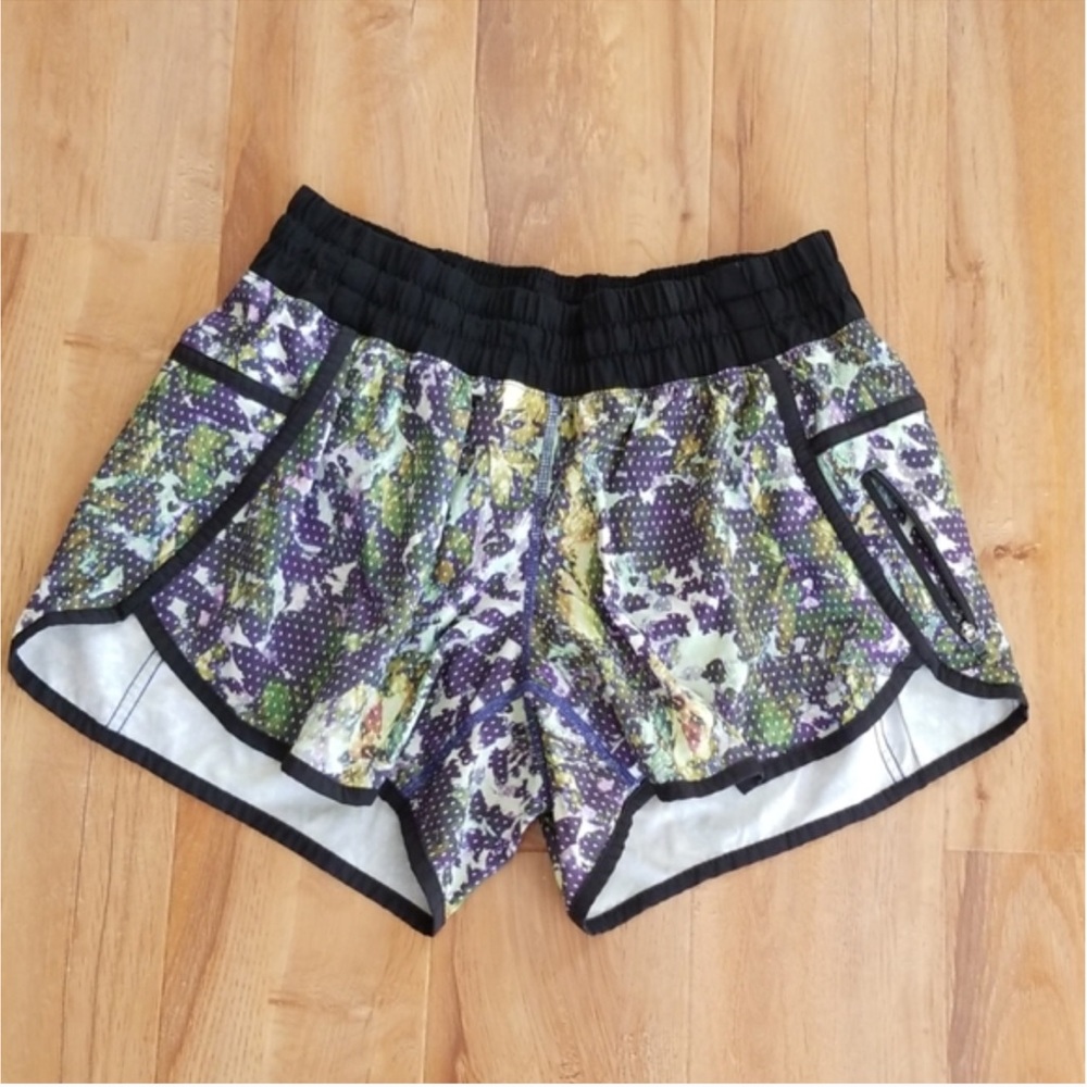 Lululemon short size 8